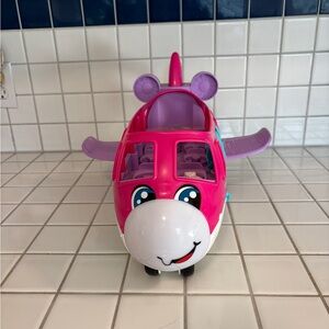 Fisher-Price Little People Barbie Little Dream Plane toy airplane.